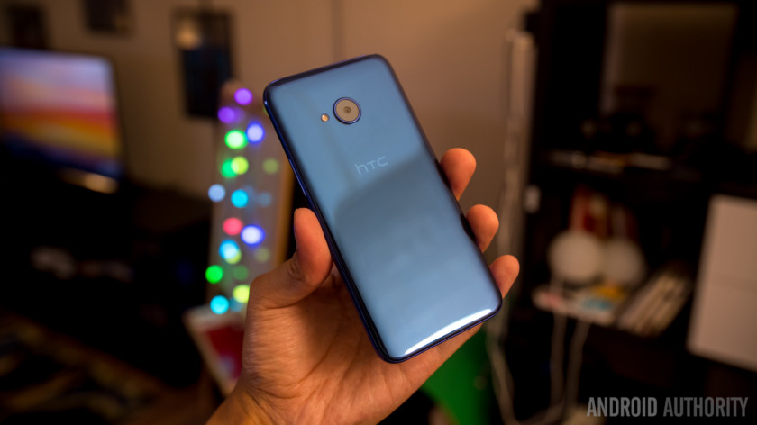 Упаковка HTC Desire 12 рассказала о его характеристиках