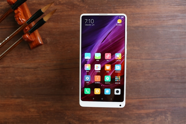 Xiaomi Mi Mix 2S теперь на пресс-изображении и как он будет узнавать владельца