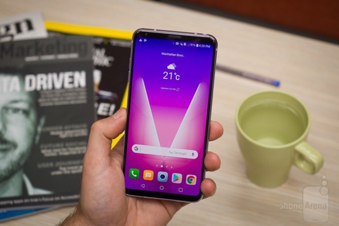 LG V35 ThinQ: новый флагман со своими фишками