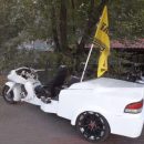 Гибрид автомобиля и мотоцикла сфотографировали на дорогах Воронежа
