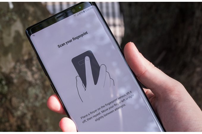 Samsung Galaxy Note 9 может не получить дисплейный сканер отпечатков пальцев