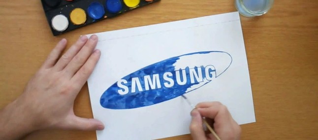 Samsung патентует безрамочный смартфон с двумя дисплеями