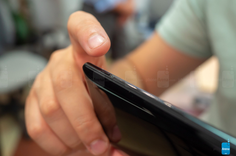 Представлен Sony Xperia XZ3: первый с Android Pie «из коробки», Side Sense и OLED дисплеем