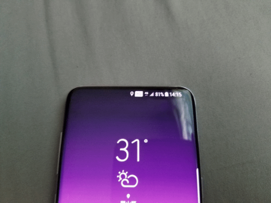 Фото Samsung Galaxy S10 с исчезающей селфи-камерой