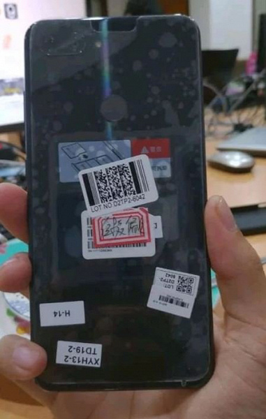 Xiaomi Mi 8 Youth: фото и характеристики